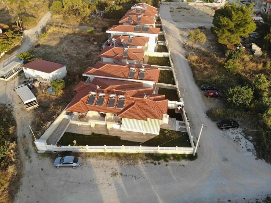 Orange Apartment Nikiti  Bagian luar foto